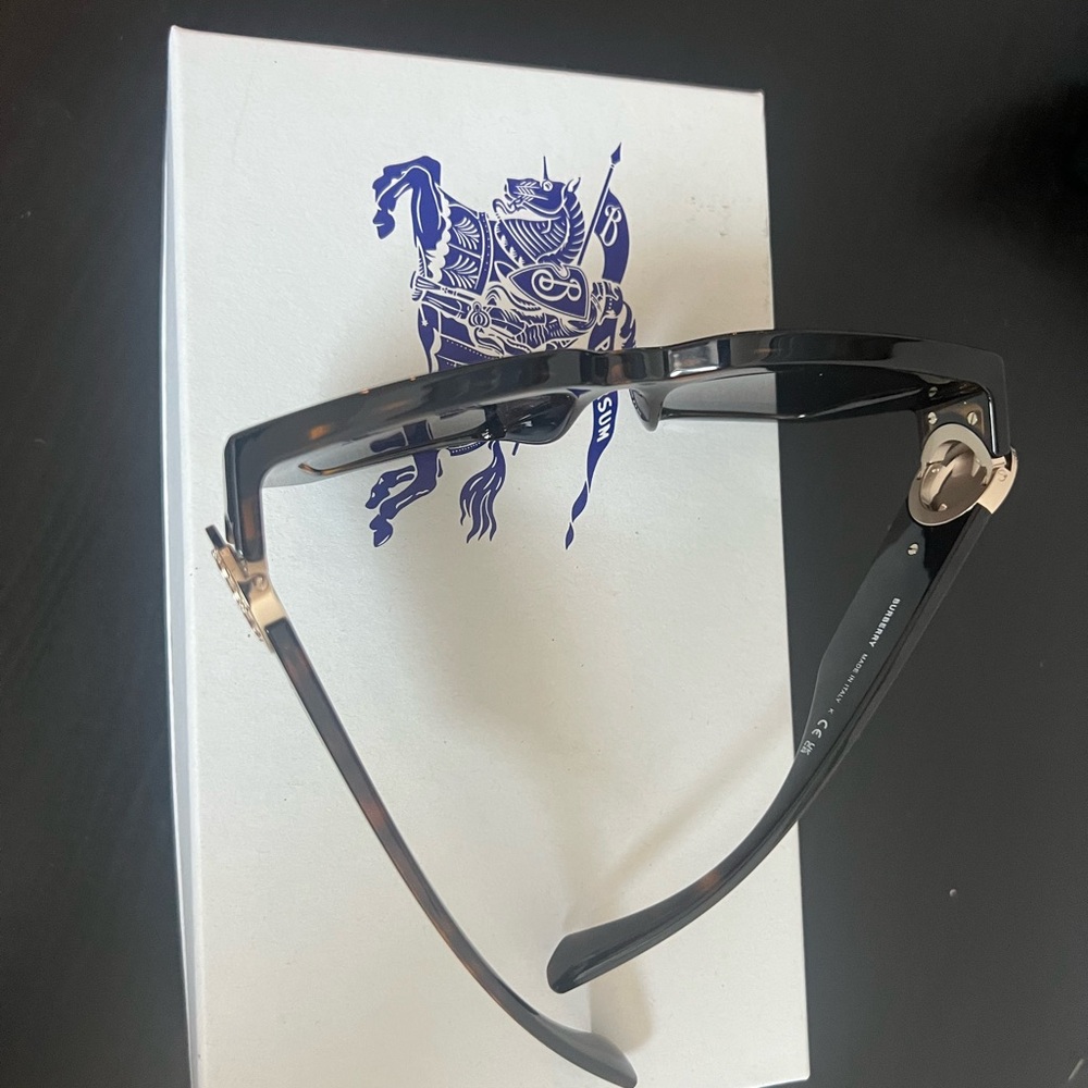 Burberry Sunglasses - Picture 10 of 14